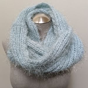 Nwt icing infinity scarf fluffy blue